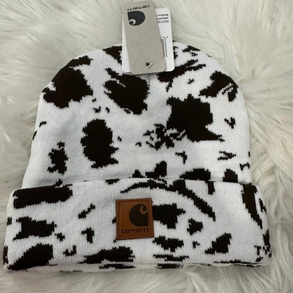 Carhartt Accessories - Carhartt beanie cow print